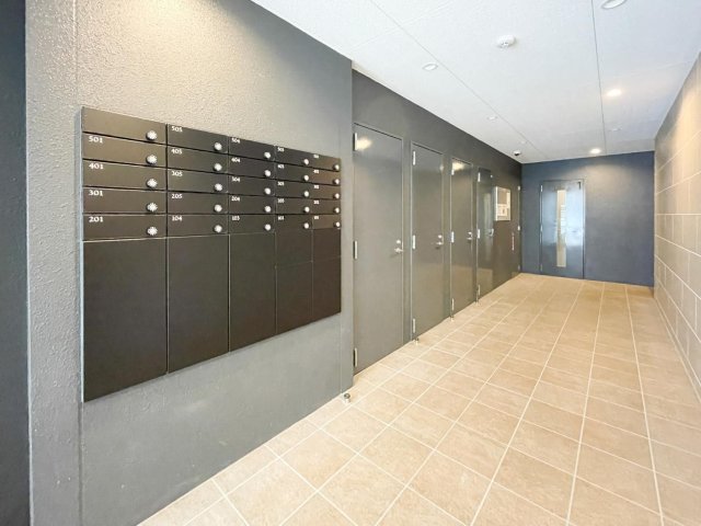 ロビー　Alivis南福岡south