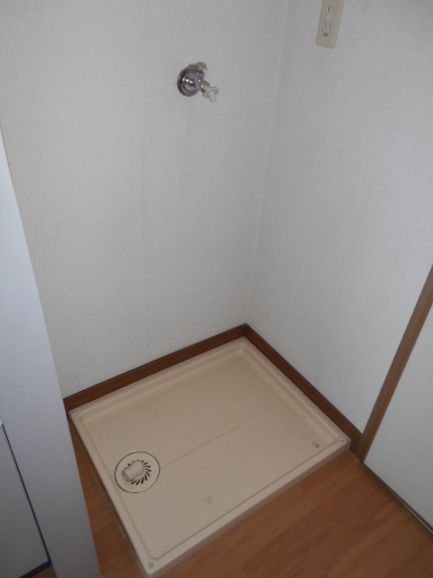 その他　屋内洗濯機置き場完備