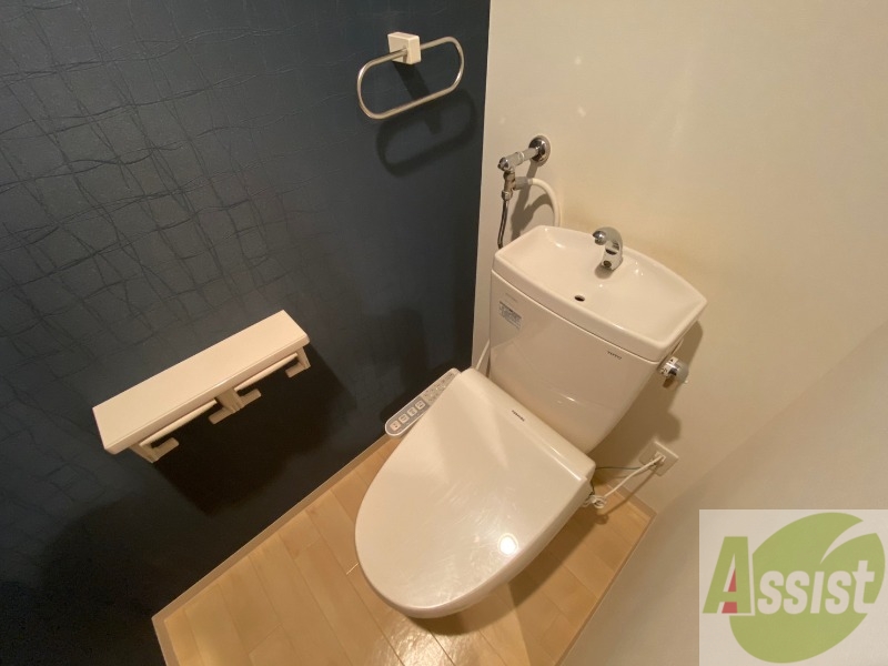 トイレ　トイレです。ウォシュレット付を探している方、おすすめです。