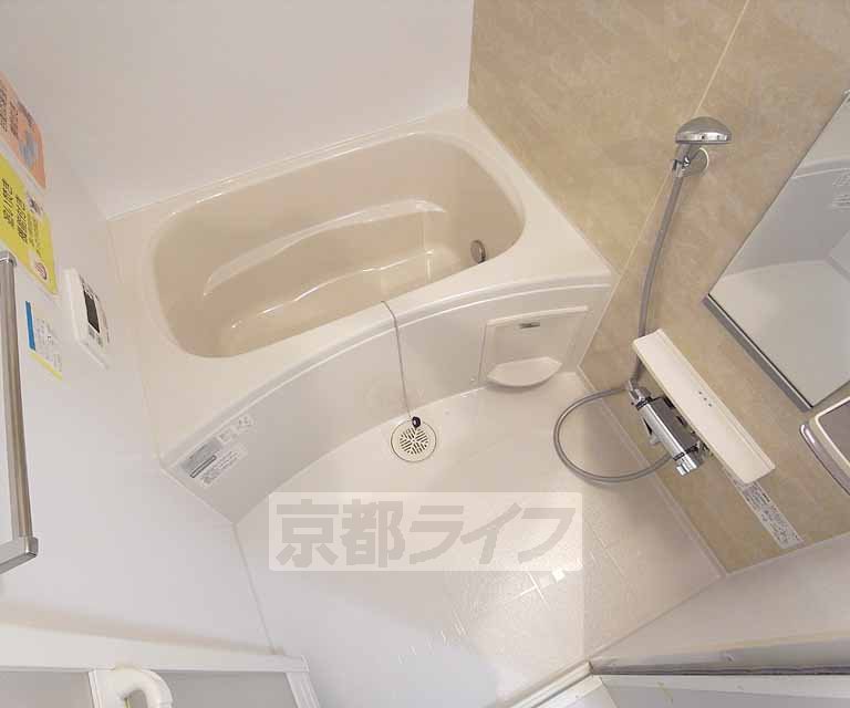 バス・シャワールーム　類似物件の参考写真です。