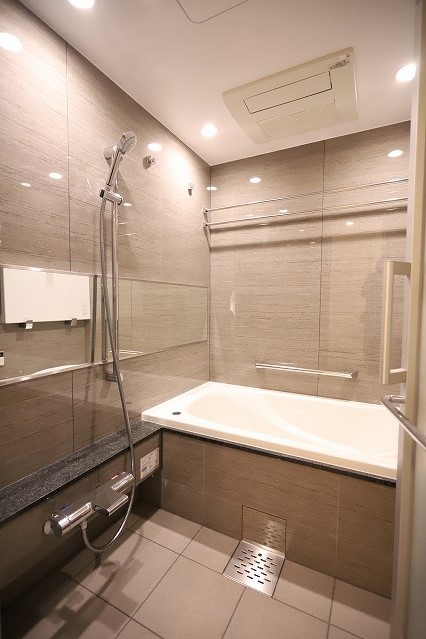 バス・シャワールーム　バス※別部屋参考写真