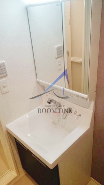 洗面設備　洗面台です。