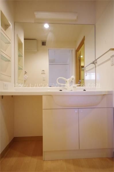 洗面設備　風呂