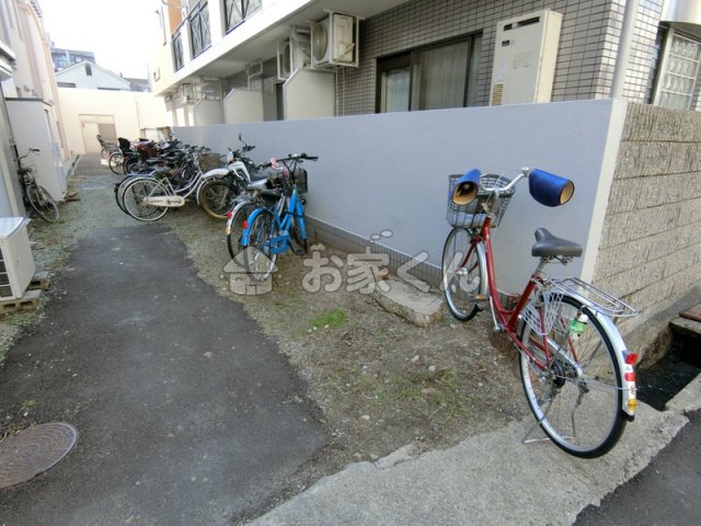 駐車場　駐輪場