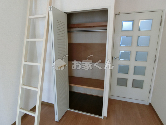 収納　クローゼット