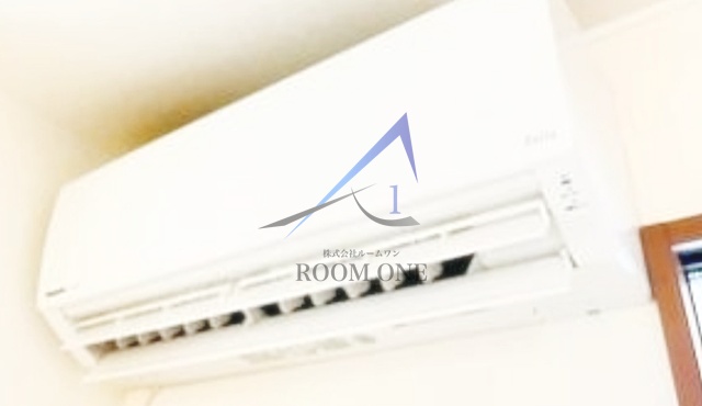 その他　エアコン付きです。