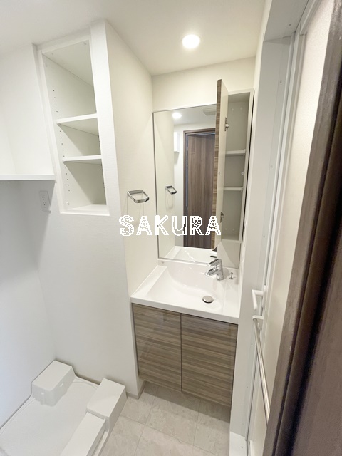 洗面設備　身支度に便利な洗面台！