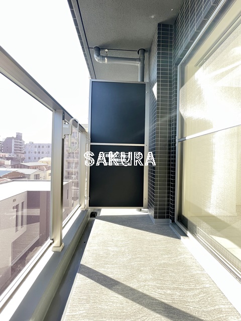 バルコニー　暖かな日差しのふりそそぐバルコニー♪