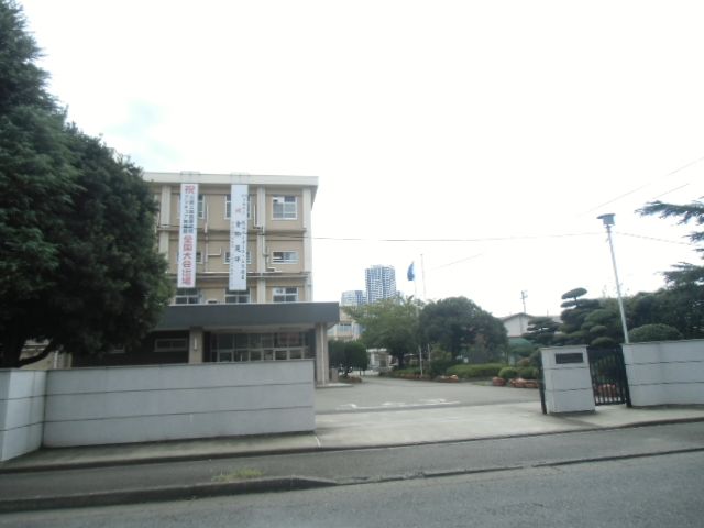 高校・高専　神奈川県立川崎工科高校（高校・高専）まで1179m