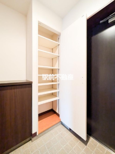 玄関　同タイプ別部屋