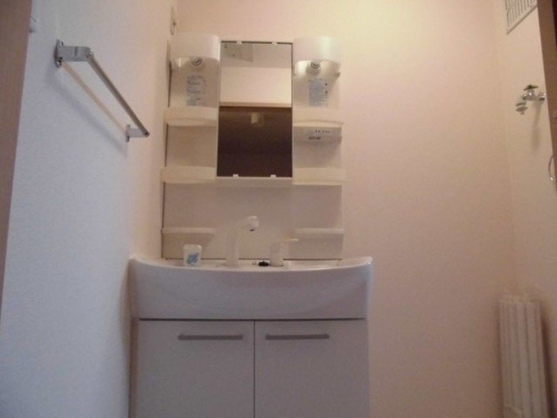 洗面設備　図面と現状に相違がある場合には現状を優先