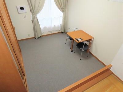 居室・リビング　ベッドからのアングルです