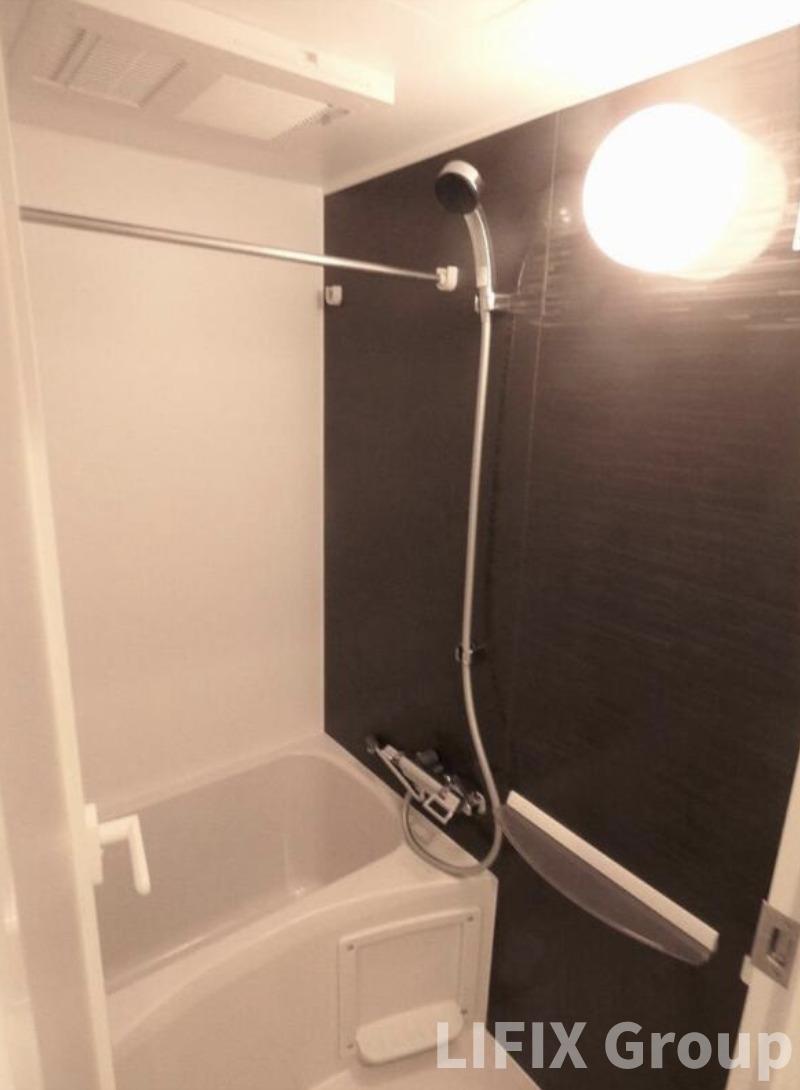 バス・シャワールーム　風呂