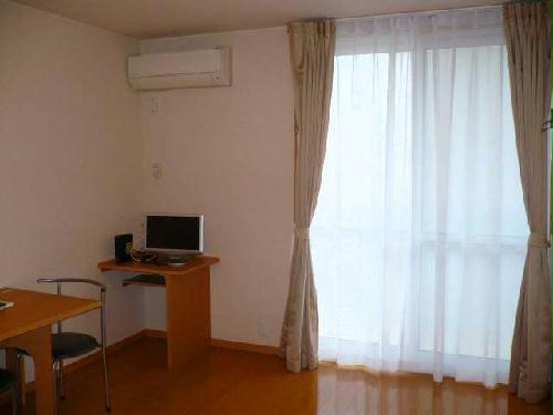 居室・リビング　2階以上はカーペットです。