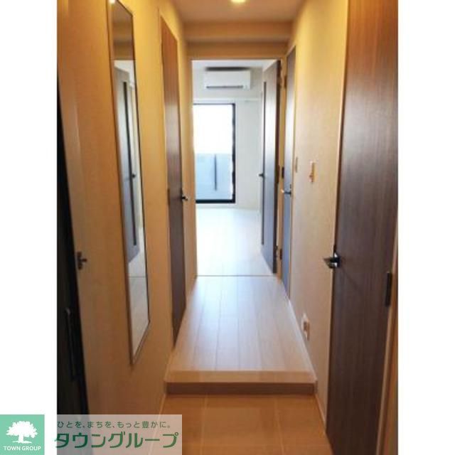 玄関　※写真は同タイプ住戸です。