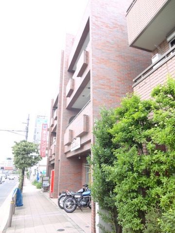 建物外観　★明るい立地です★
