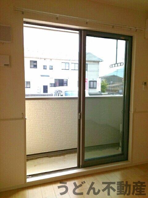 バルコニー　うどん県のお部屋探しはうどん不動産へ うどんちゃんとLINE