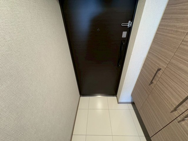 玄関　プレサンスロジェ上前津駅前THE RESIDENCE