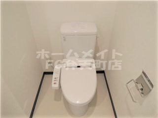 トイレ　落ち着いたトイレです