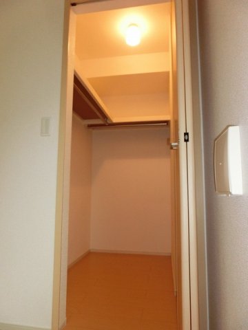 収納　ちょっとした収納スペースも充実しています