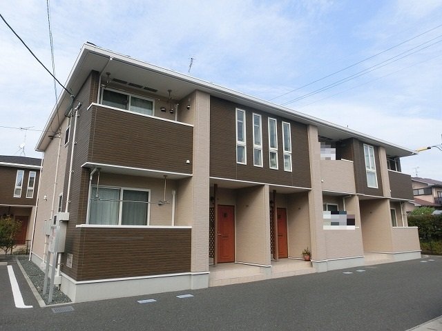 建物外観　落ち着いた雰囲気の外観です