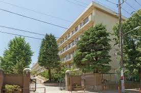 中学校　さいたま市立常盤中学校（中学校）まで1447m