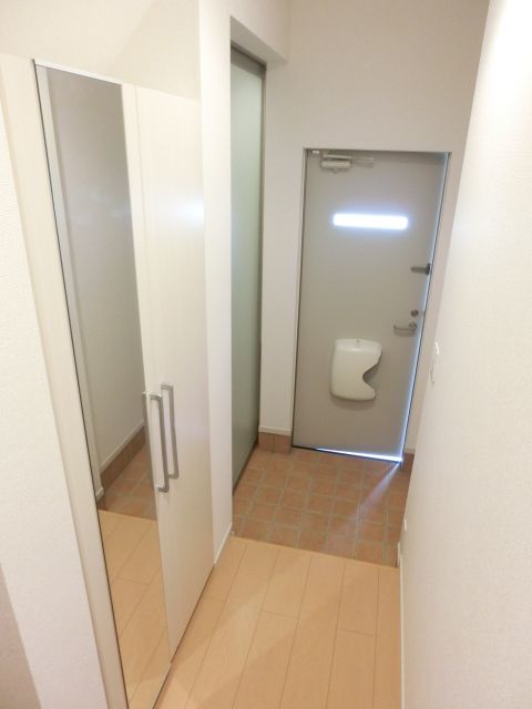 玄関　たっぷりシューズボックス
