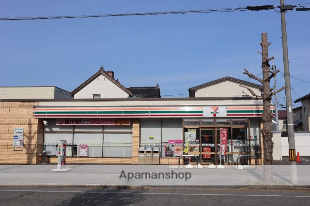 コンビニ　セブン－イレブン秋田明田店（コンビニ）まで524m