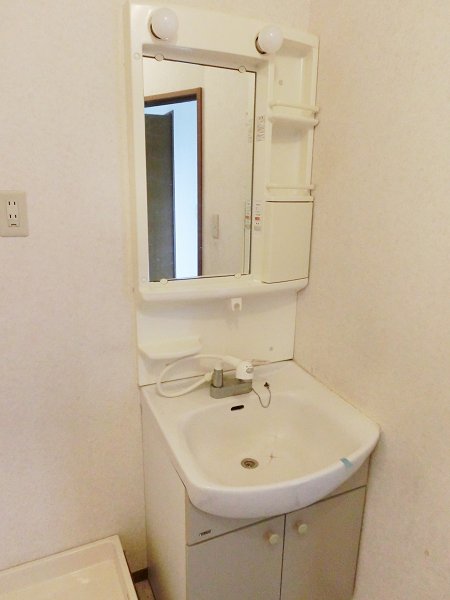 洗面設備　同建物参考写真