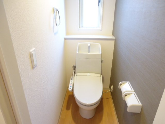 トイレ　トイレ