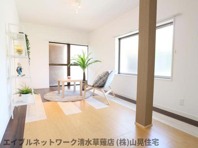 居室・リビング　使いやすい居間です
