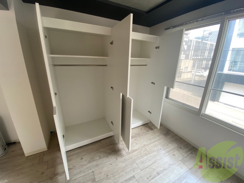 収納　収納もバッチリあるのでお部屋が片付きますよ！