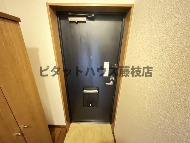 大井川鐵道本線 合格駅 徒歩10分 4階建 築26年の玄関写真