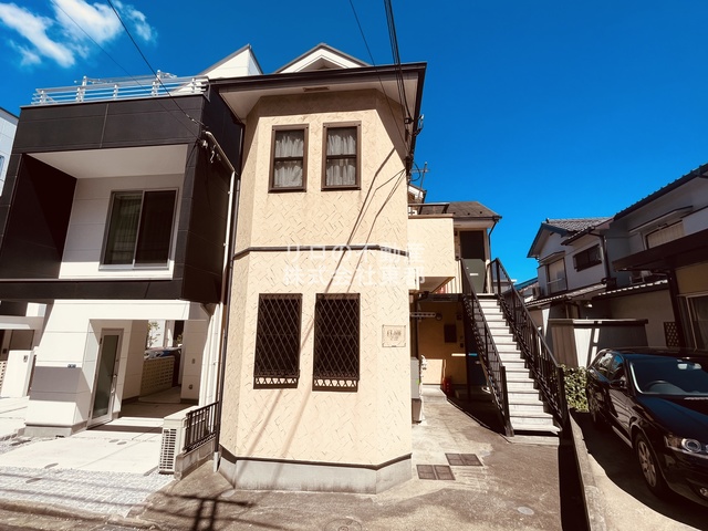 建物外観　周辺は閑静な住宅街ですので静かな住環境です！