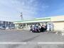 コンビニ　ファミリーマート米子糀町店（コンビニ）まで471m