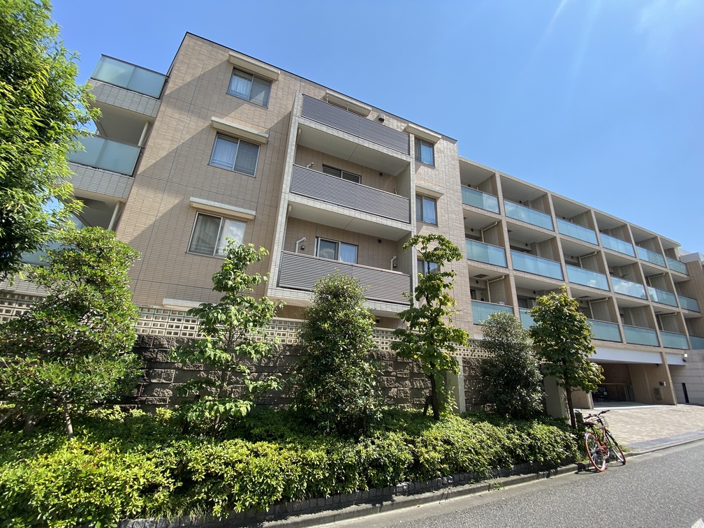建物外観　■外観写真