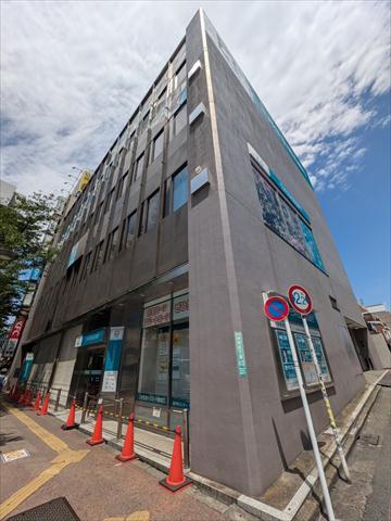 銀行　三井住友信託銀行（株）／中野支店（銀行）まで491m