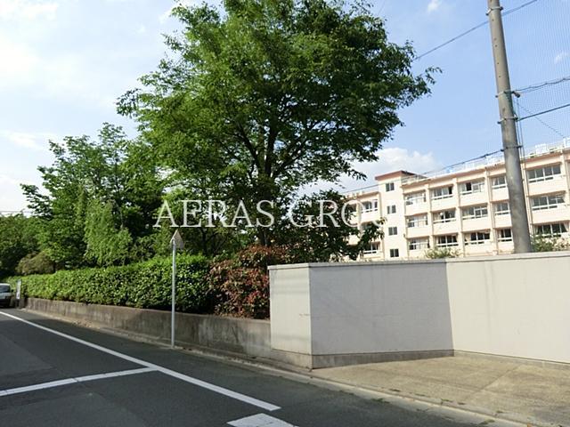 中学校　葛飾区立堀切中学校（中学校）まで661m