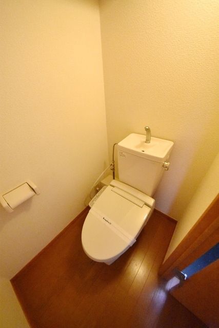 西武池袋線 練馬高野台駅 徒歩9分 3階建 築25年のトイレ写真