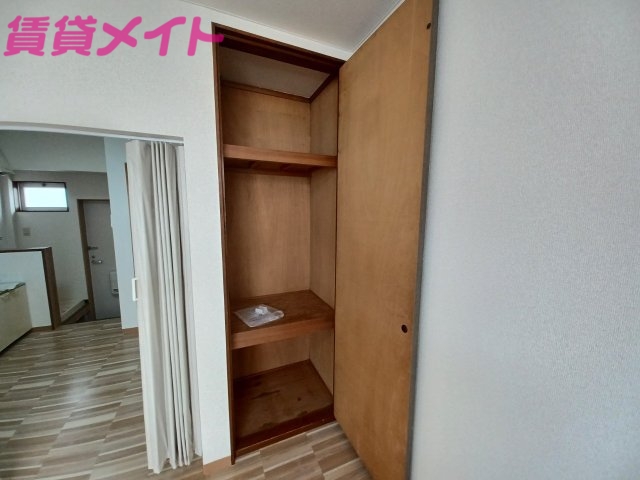 収納　同物件別室画像