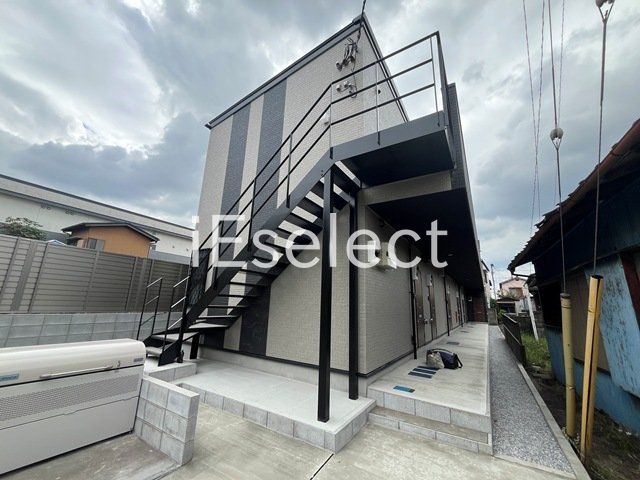 建物外観　閑静な住宅街に立地