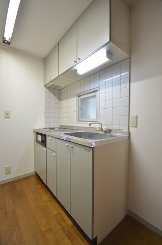 キッチン　※同建物別号室の写真です