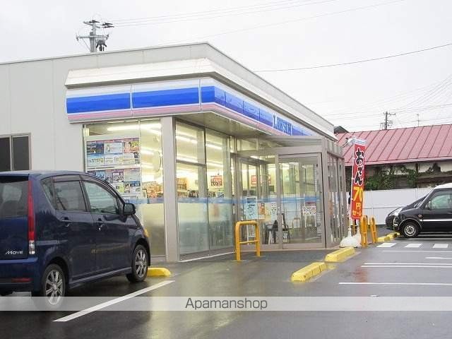 コンビニ　ローソン（コンビニ）まで904m