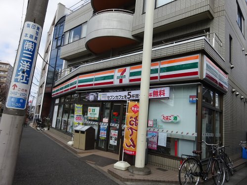 コンビニ　セブン-イレブン 世田谷千歳船橋店（コンビニ）まで605m