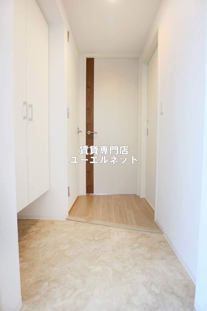 玄関　住まいの顔ともなる玄関