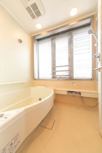 バス・シャワールーム　※写真は同タイプ住戸です。