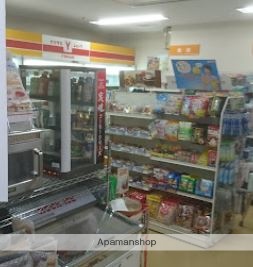 コンビニ　ヤマザキスペシャルパートナーショップ（コンビニ）まで80m