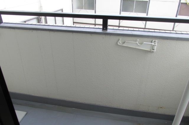 バルコニー　至って普通のバルコニーです。