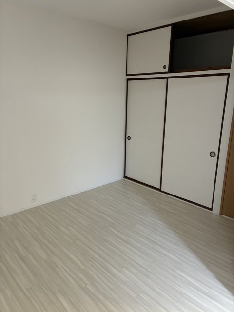 シエル中山手の居間写真