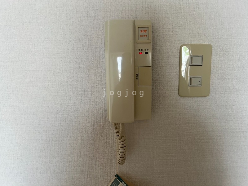 セキュリティ　受話器付きで安心です